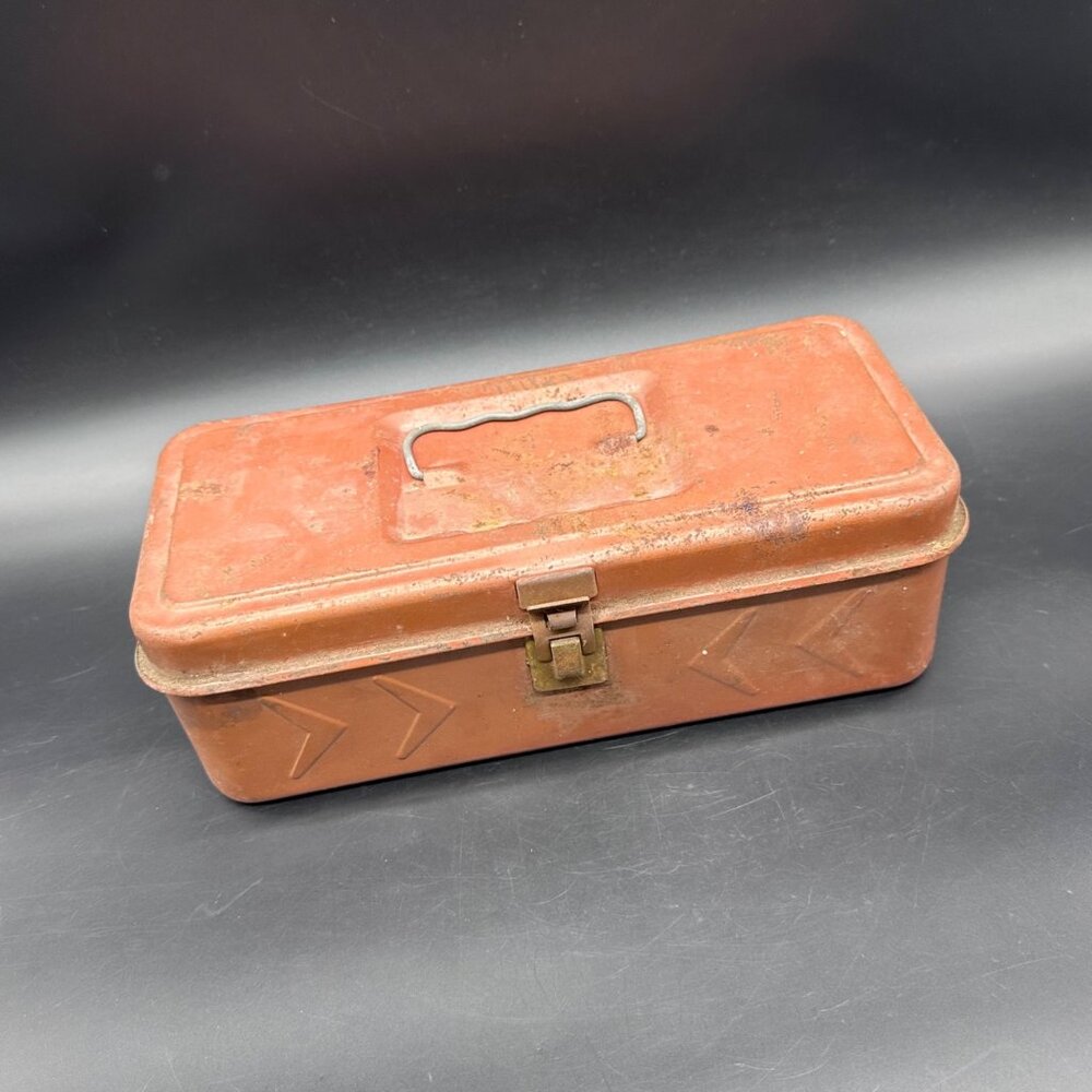 Vintage Rusty Metal Toolbox Tackle Box Storage Organizer Industrial Decor Brown